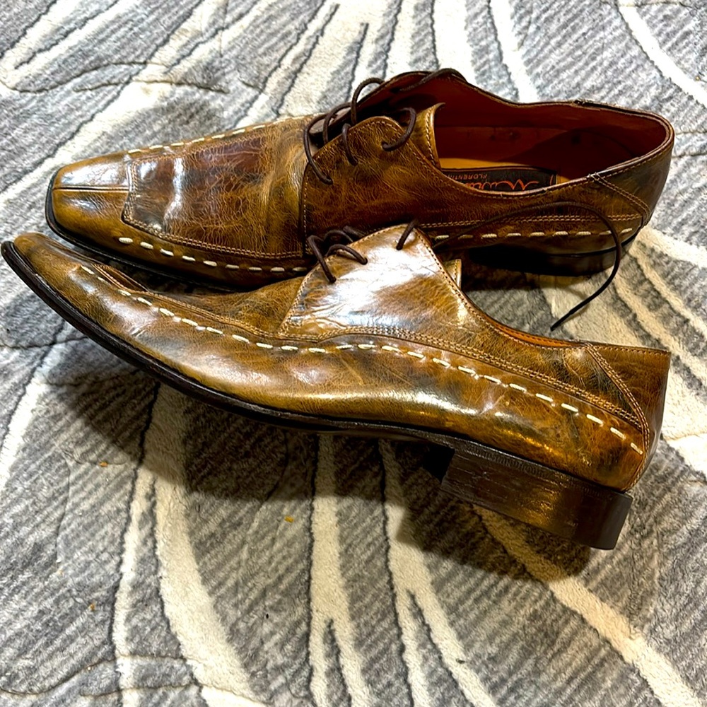 Authentic Muratti Florentino men’s leather dress shoes. Perfect condition.